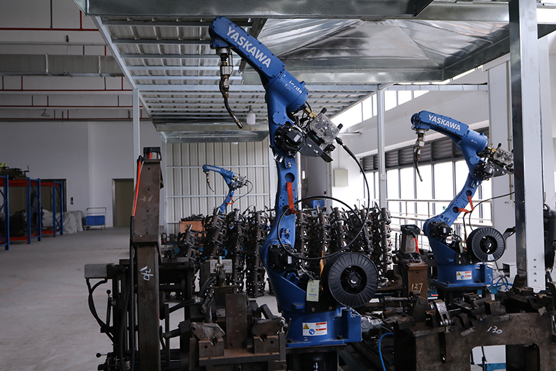 Robot arm welder